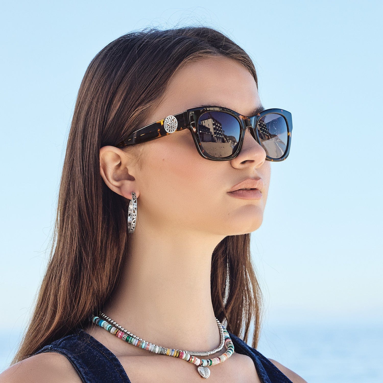Contempo Medallion Sunglasses - Image 6