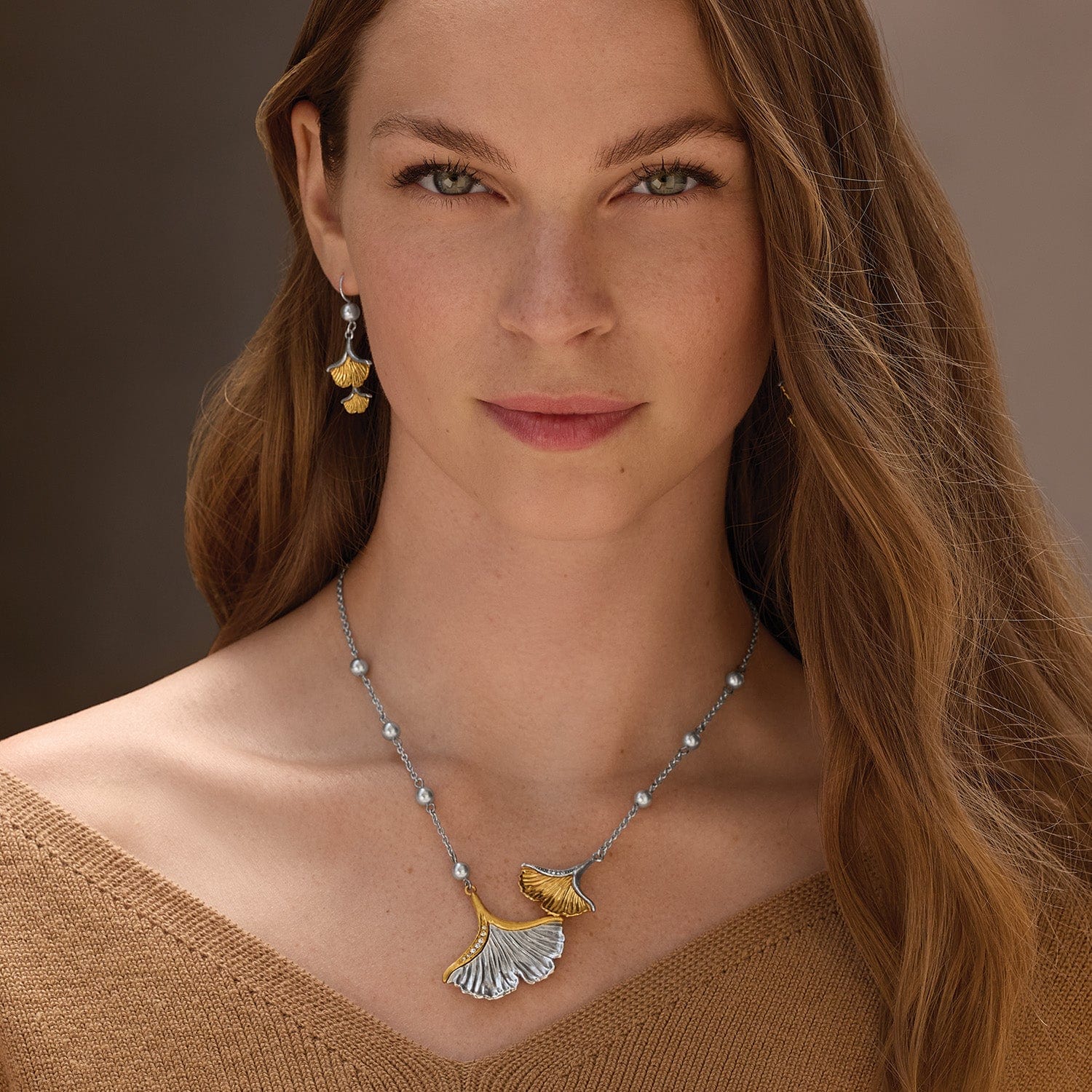 Everbloom Ginko Pearl Necklace - Image 6