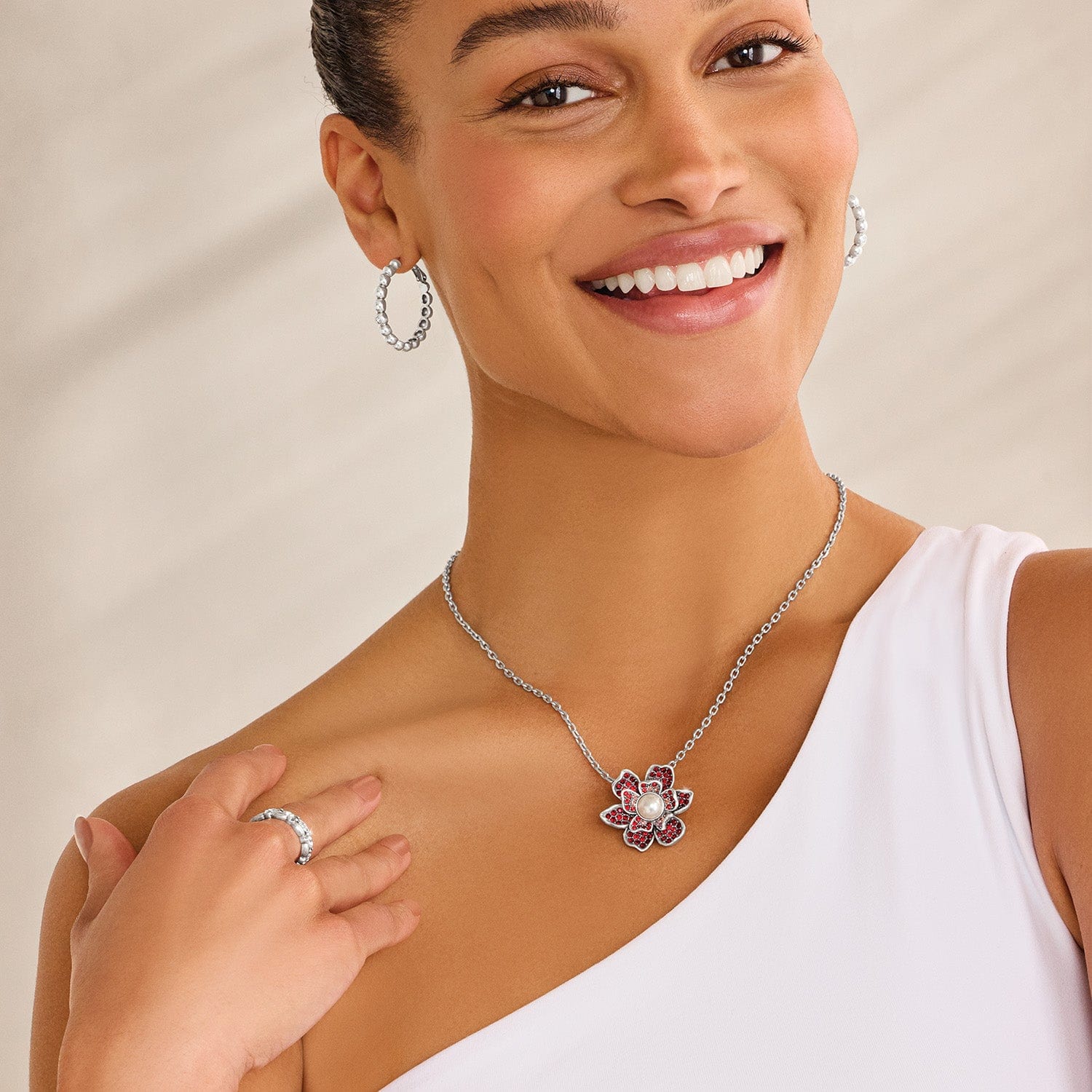 Everbloom Pearl Necklace - Image 4