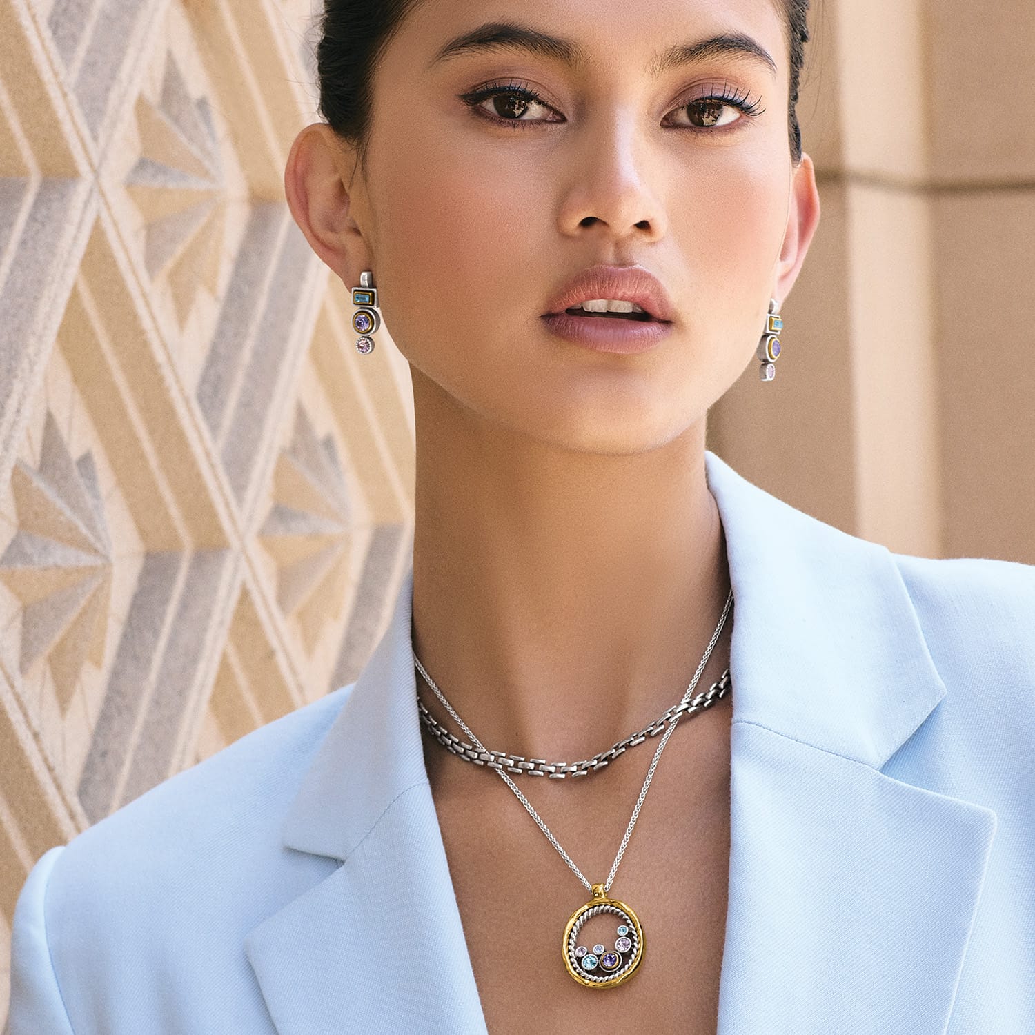 Halo Gleam Necklace - Image 4