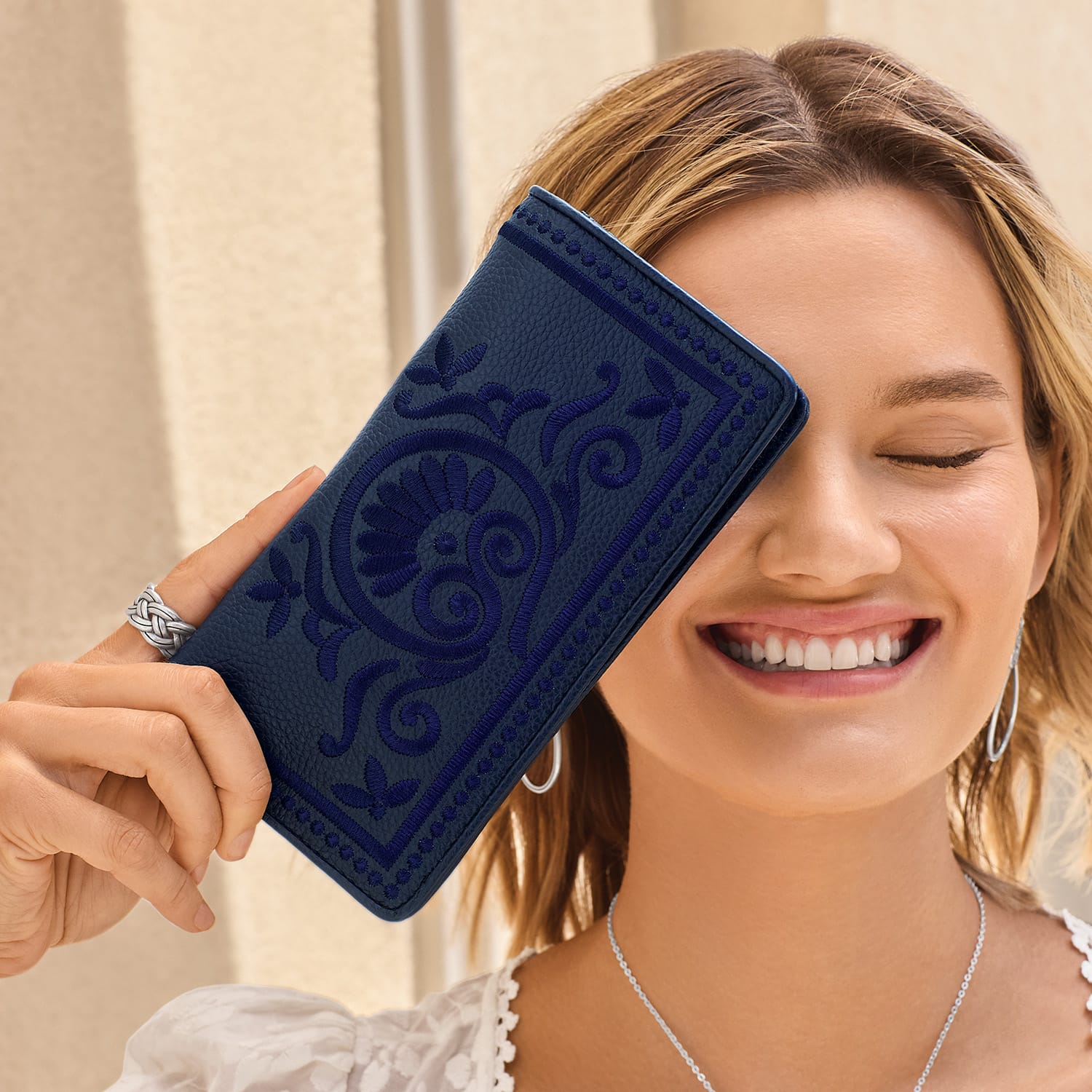 Interlok Embroidery Rockmore Wallet - Image 5
