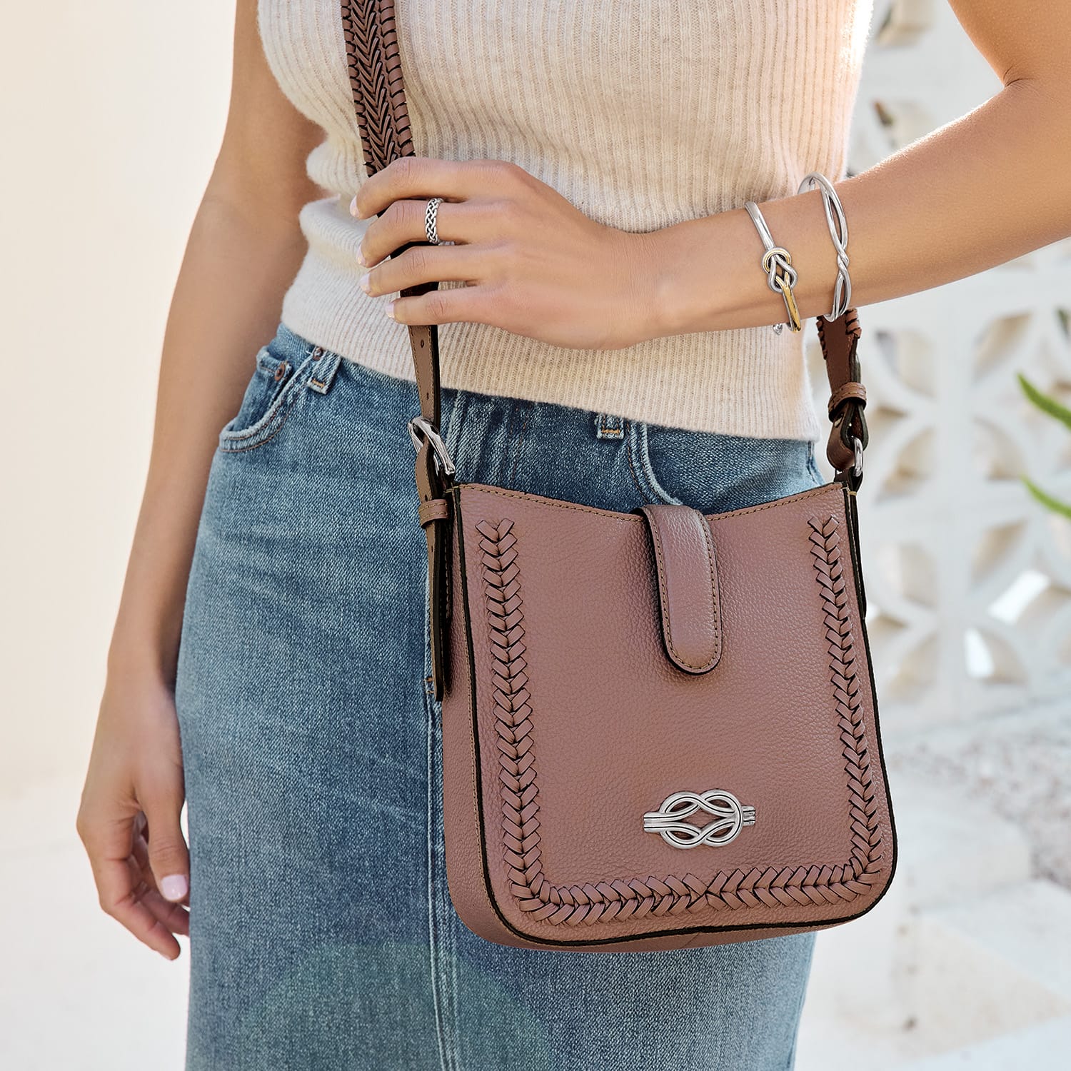 Interlok Fia Cross Body - Image 13