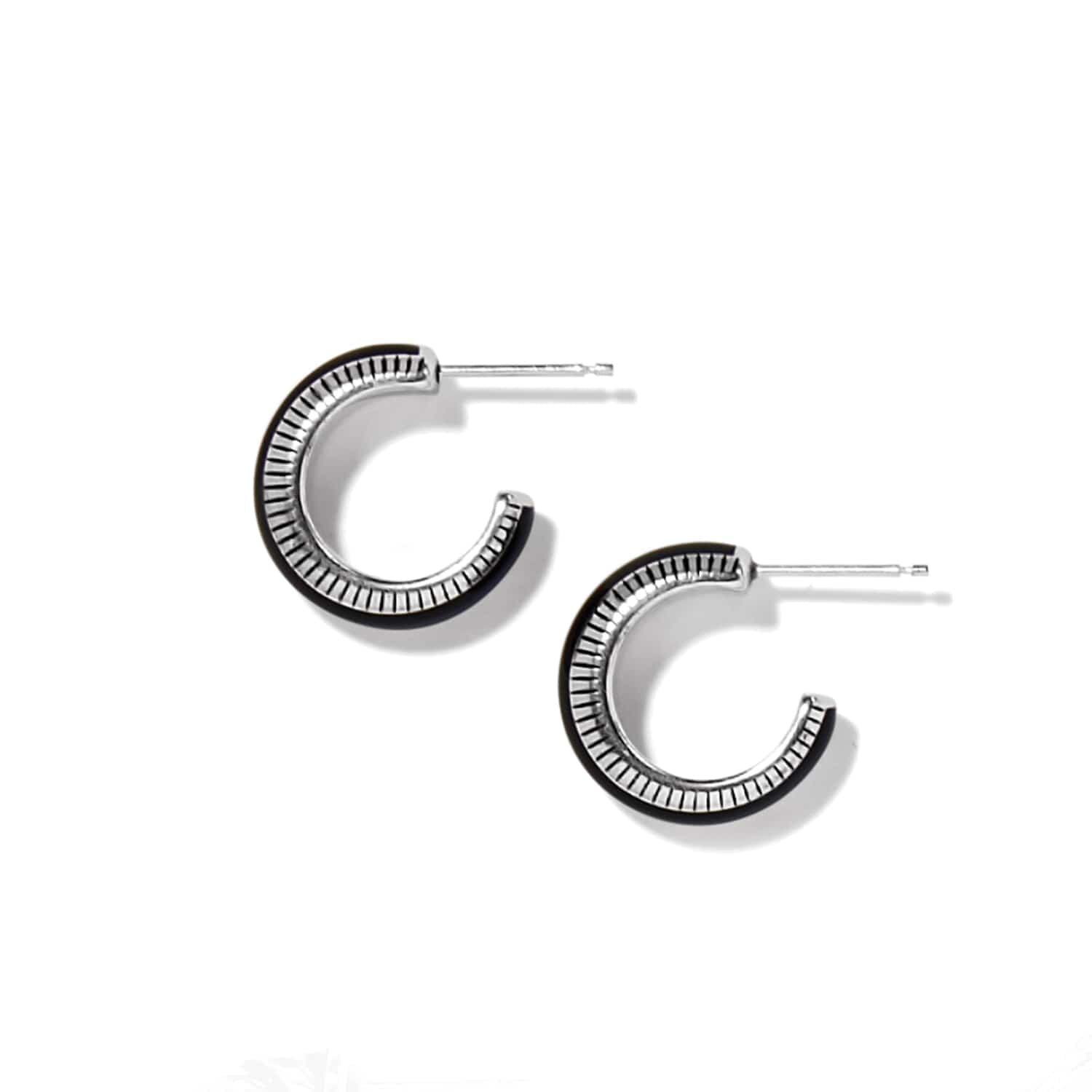 Interlok Noir Small Hoop Earrings - Image 2