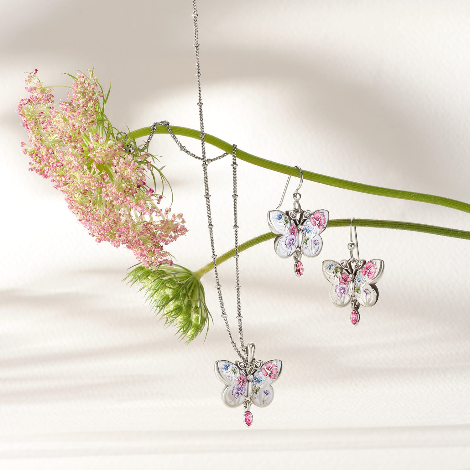 La Tulipe Butterfly French Wire Earrings - Image 3