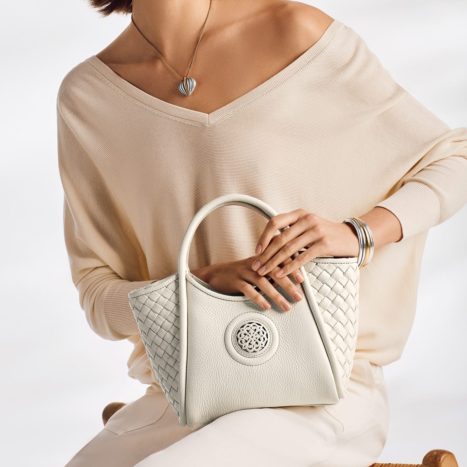 Metisia Medium Satchel - Image 5