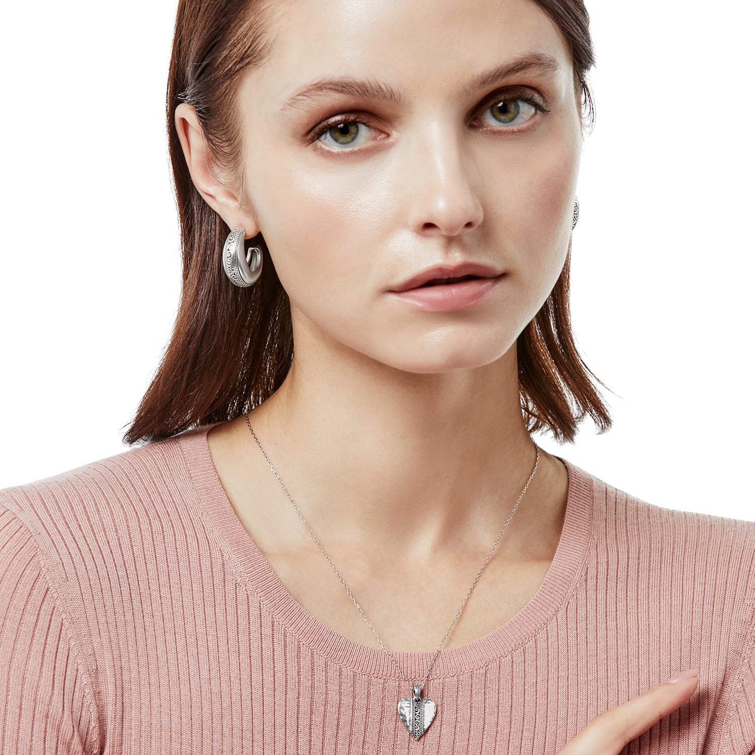 Mingle Adore Petite Heart Necklace - Image 5