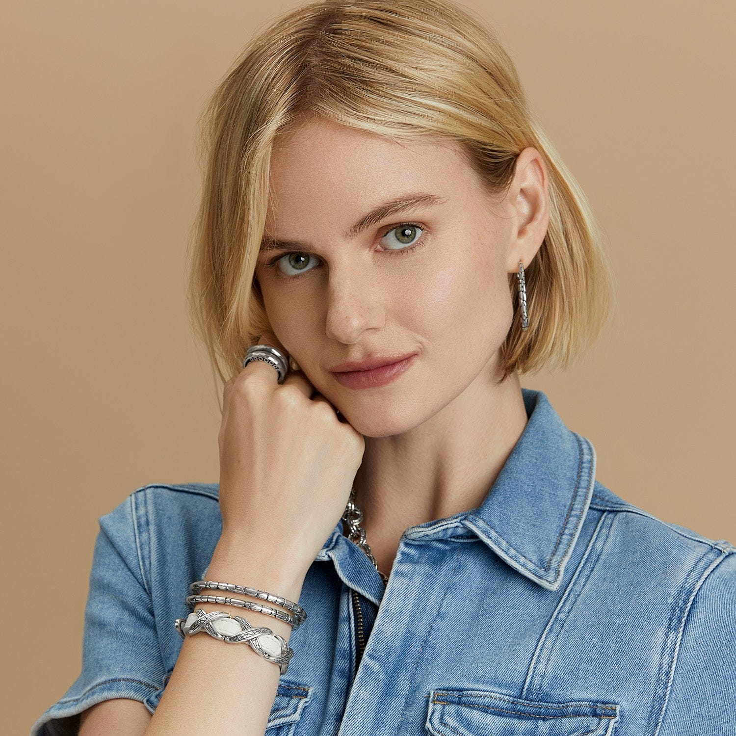 Pebble Slim Hinged Bangle - Image 3