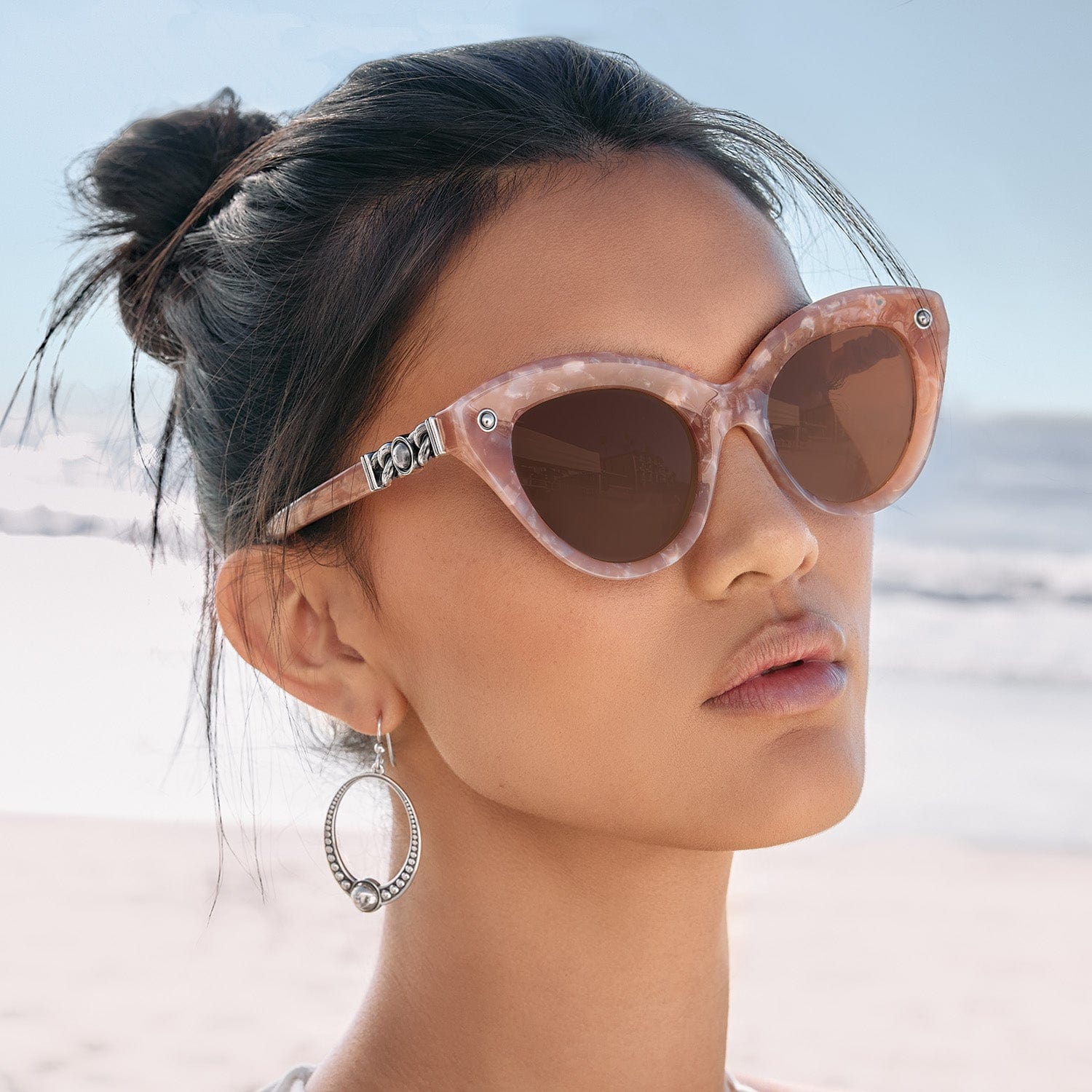 Pretty Tough Chain Sunglasses - Image 7