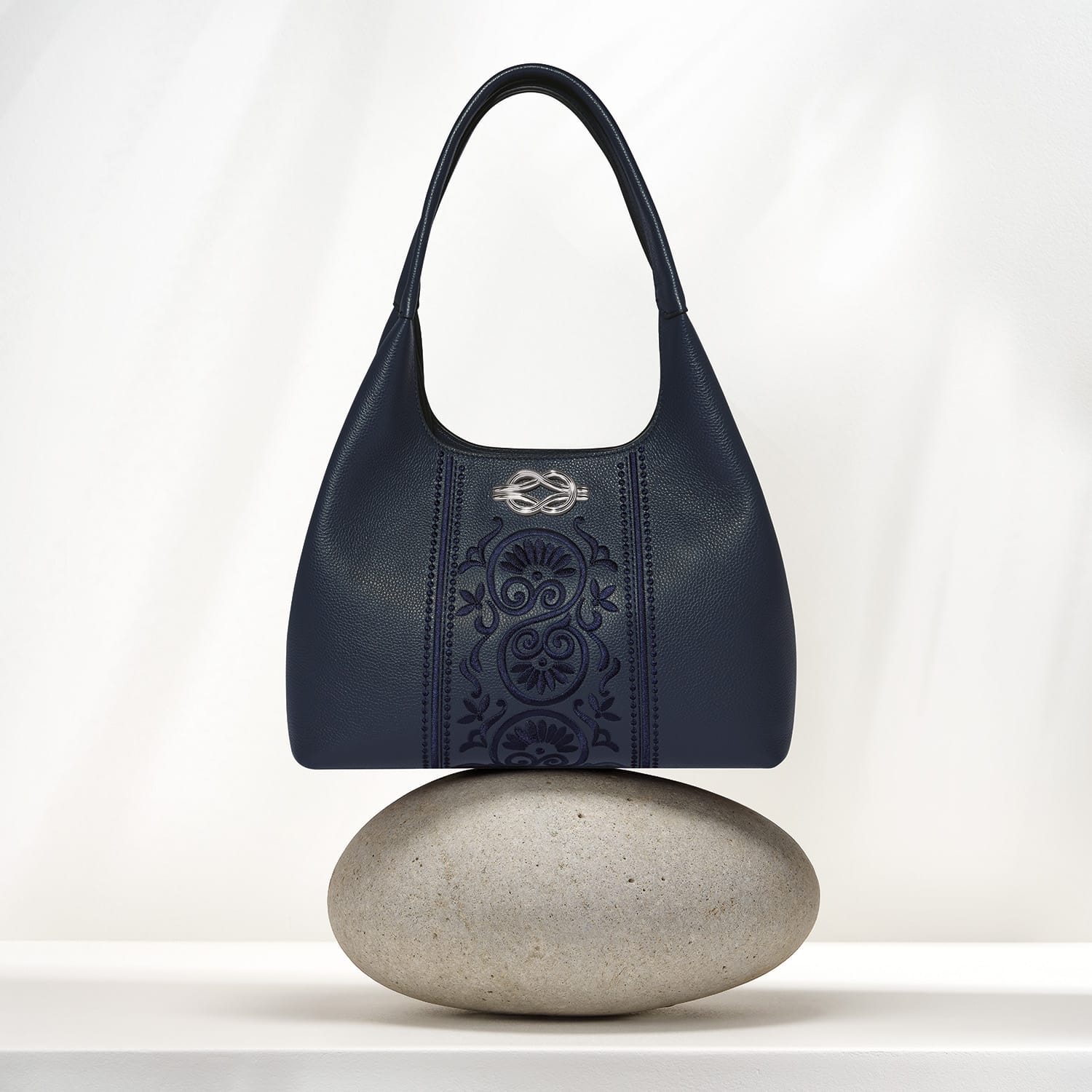 Selene Embroidered Shoulder Bag - Image 4